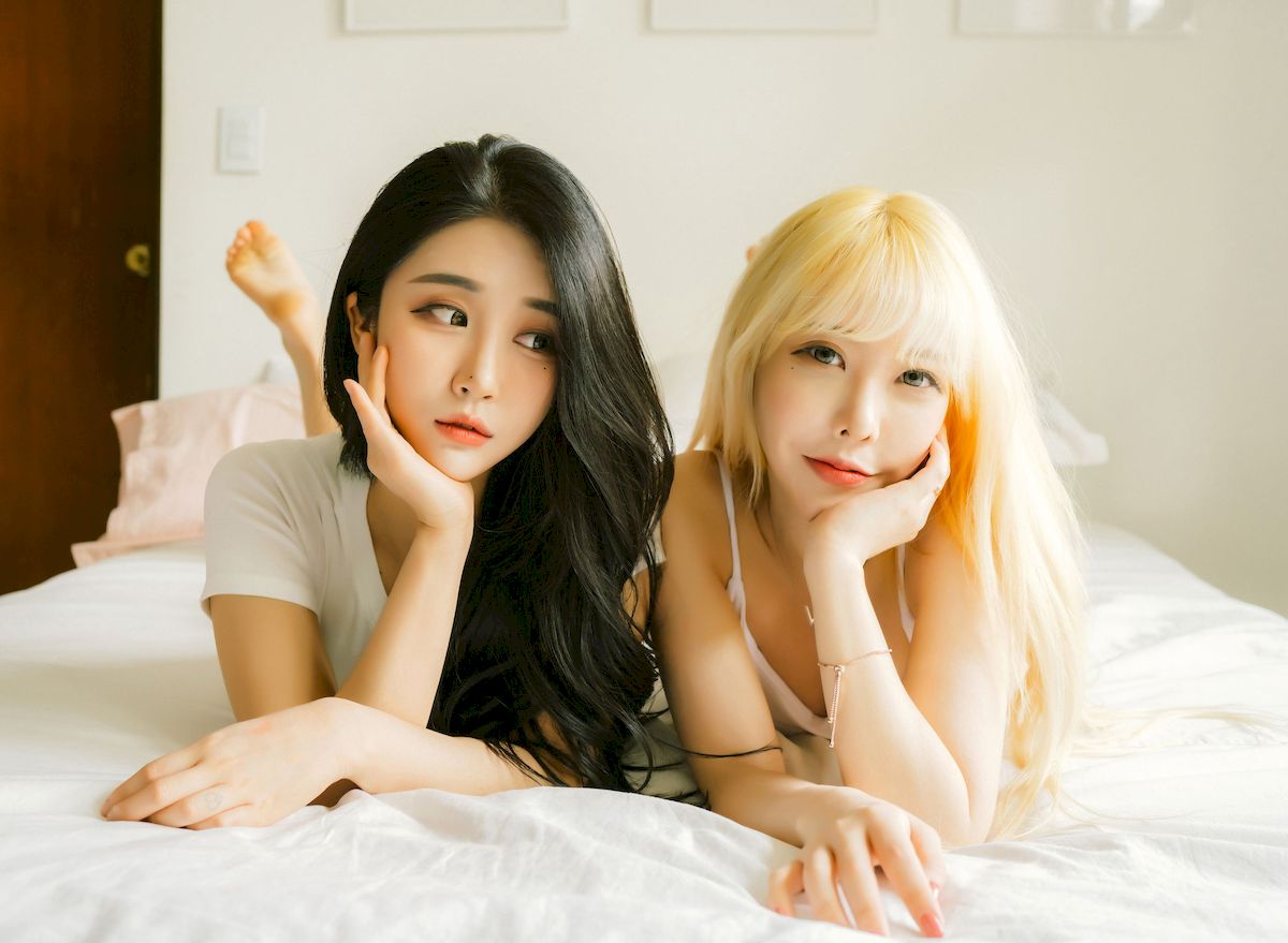 Bomi&Zia情趣背心福利姐妹花系列性感写真