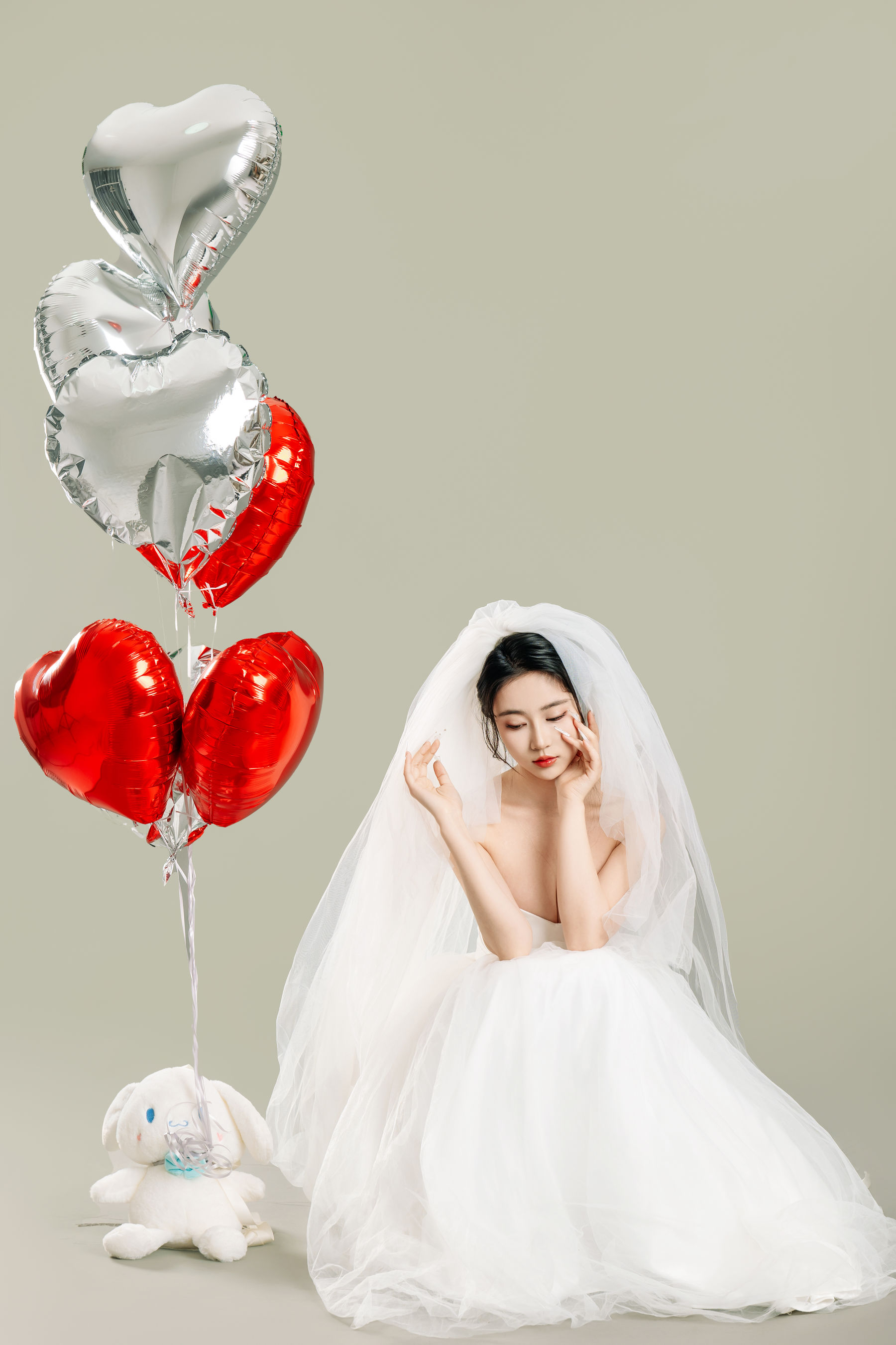 Nnian白色婚纱LOVE情人节特别篇摄影写真