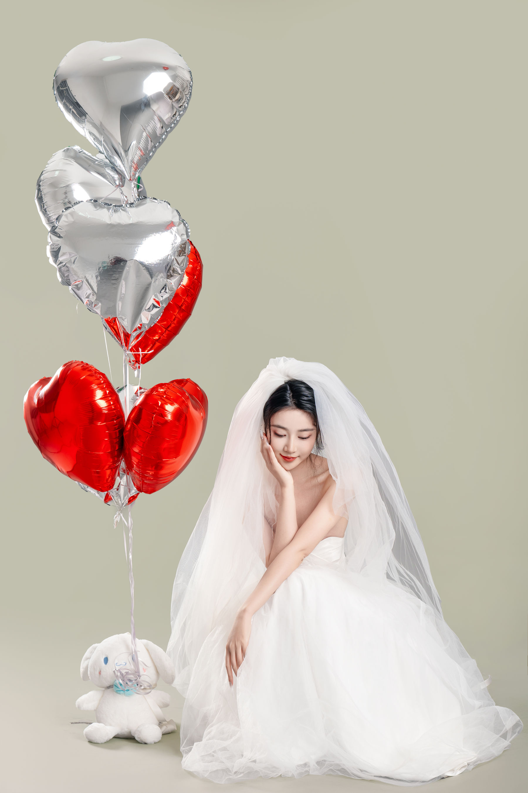 Nnian白色婚纱LOVE情人节特别篇摄影写真