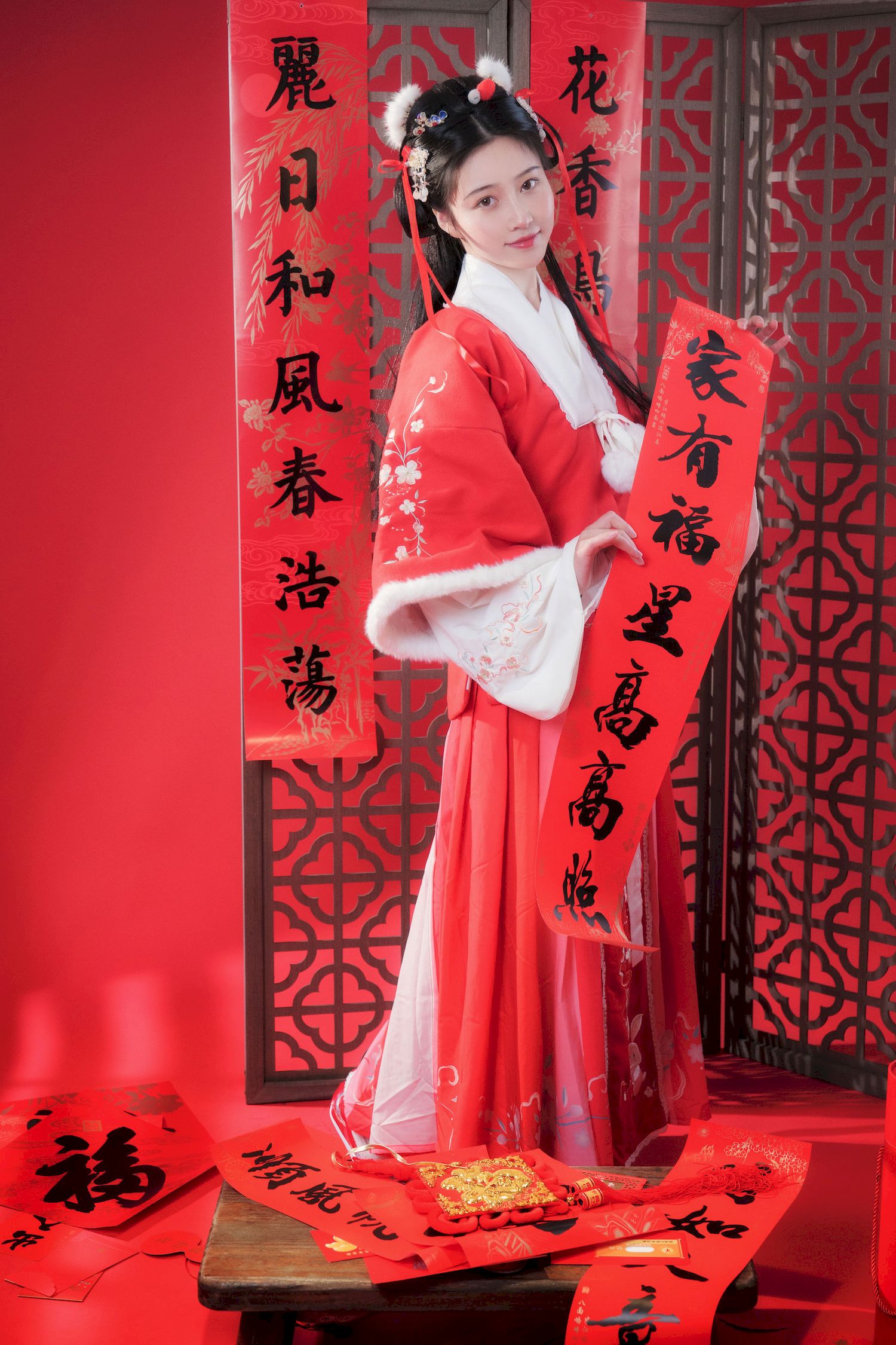 古典美女Nnian拜年服喜庆写真