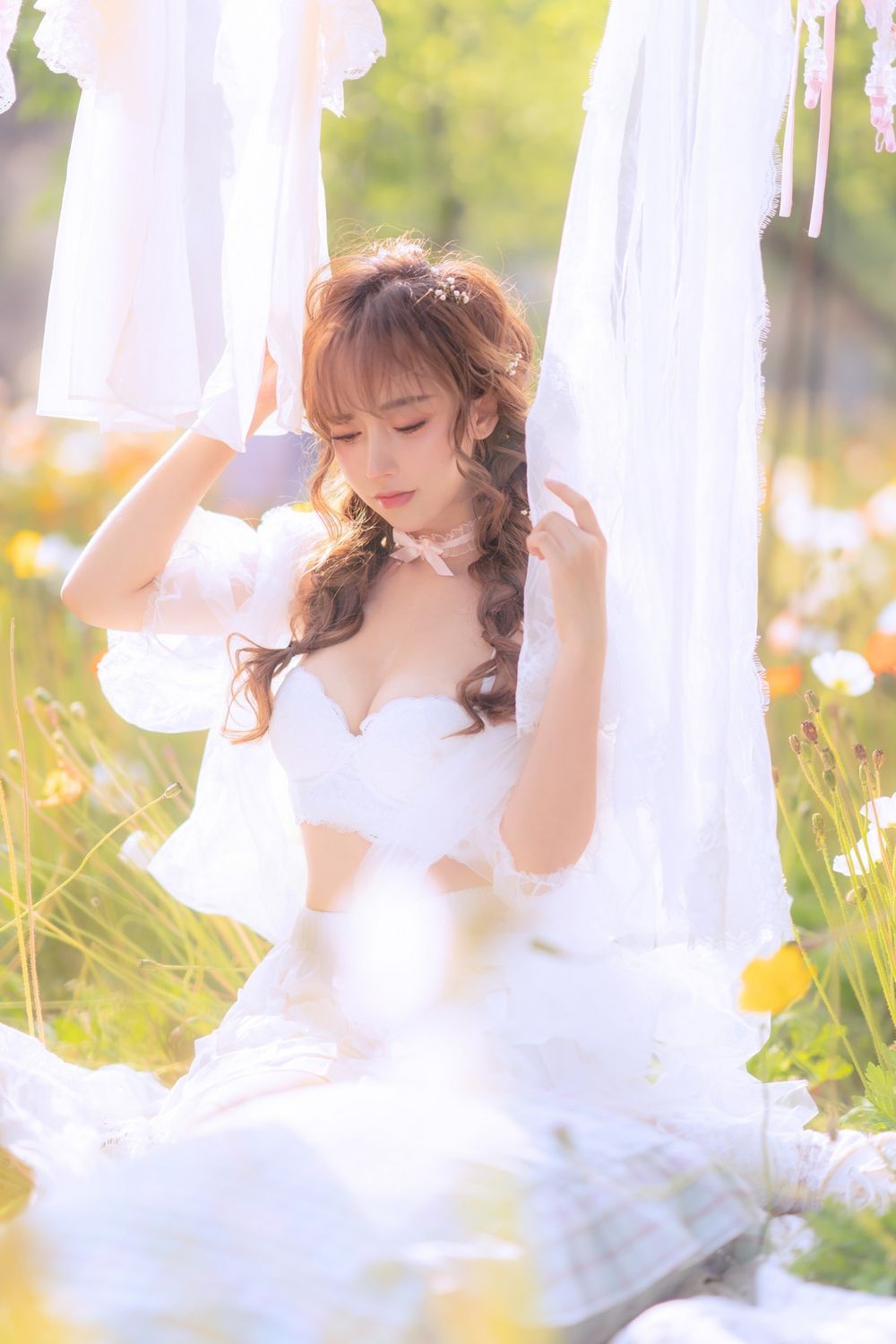 斗鱼主播过期米线线喵白色薄纱服饰+夏日晒衣服主题写真