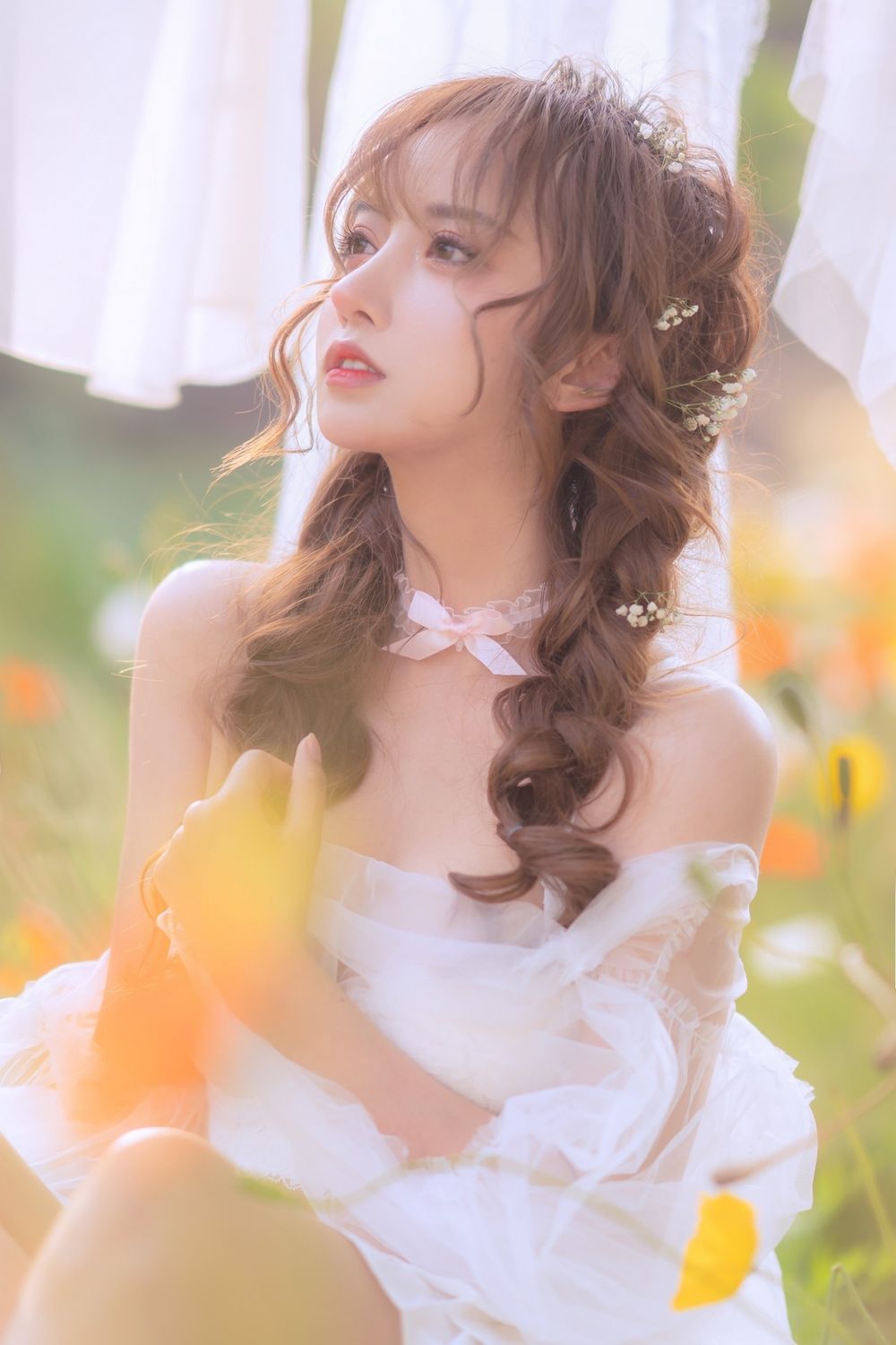 斗鱼主播过期米线线喵白色薄纱服饰+夏日晒衣服主题写真