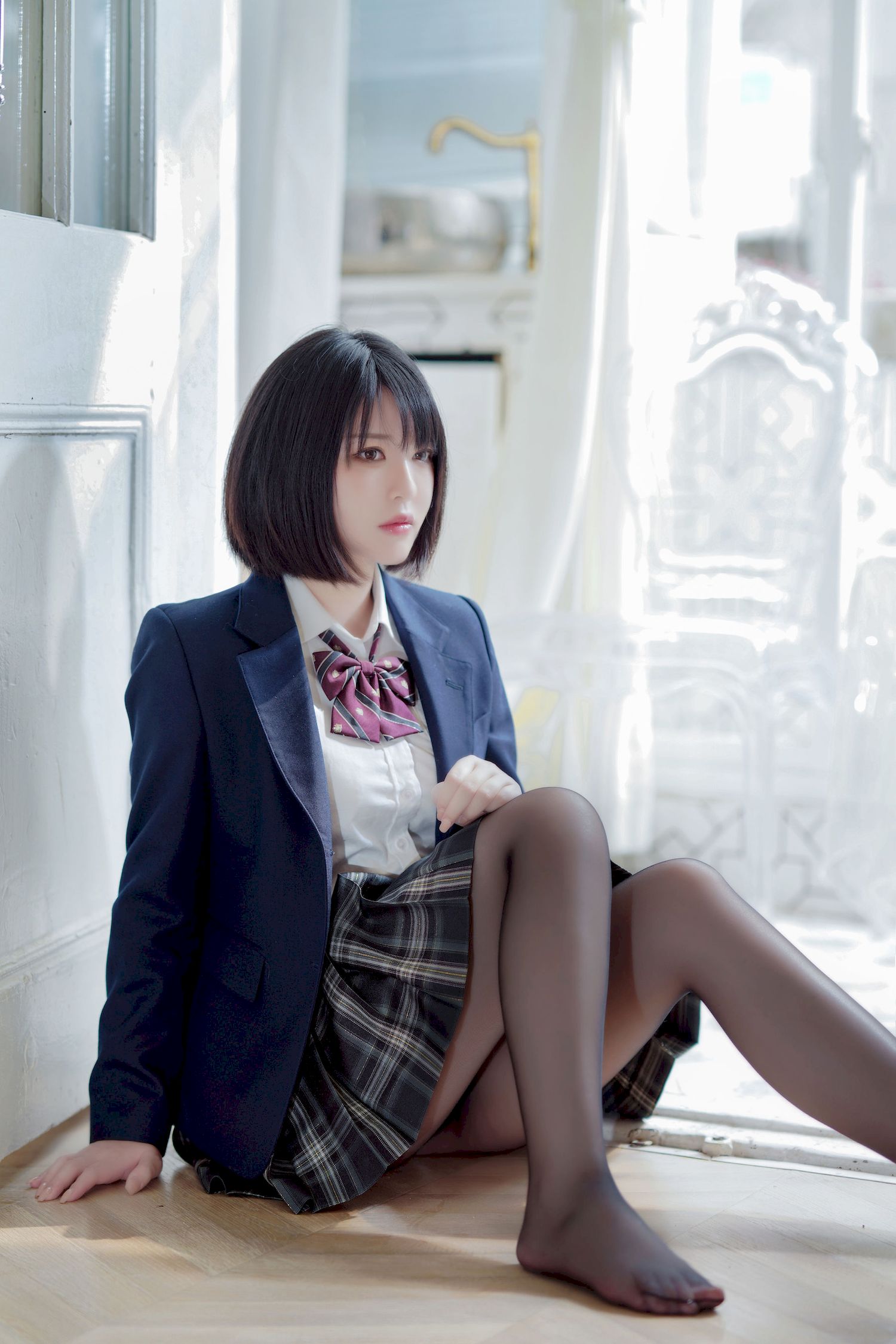 半半子_黑丝JK制服彼女の主题性感写真