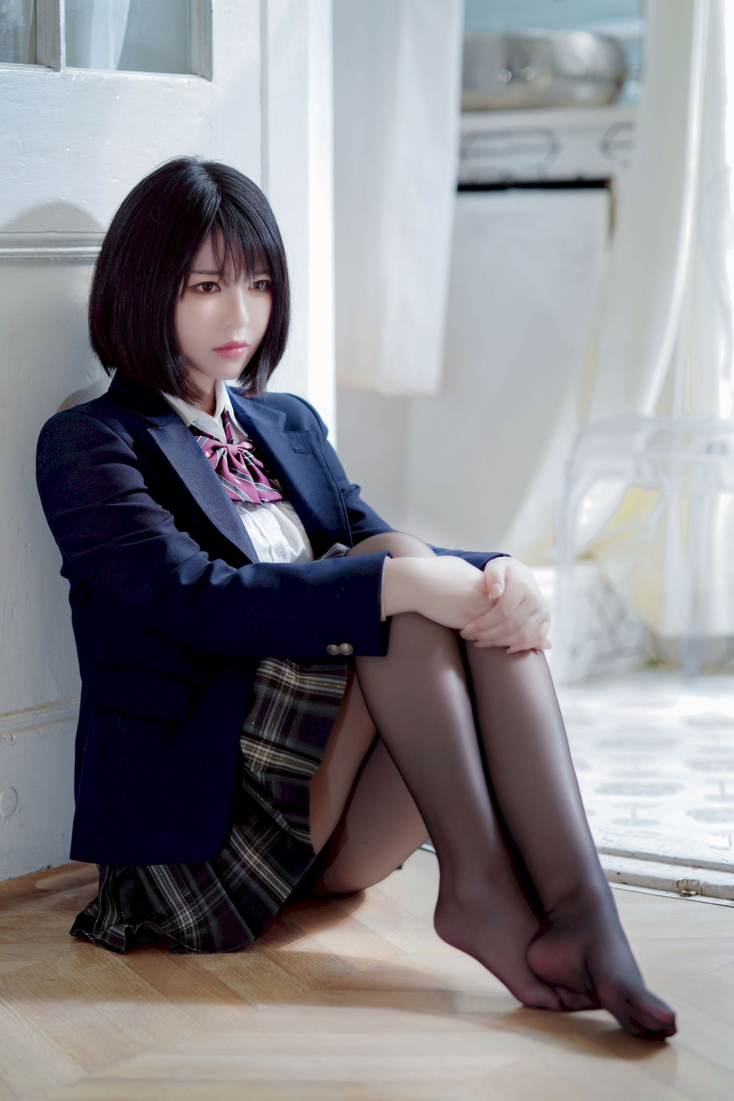 半半子_黑丝JK制服彼女の主题性感写真