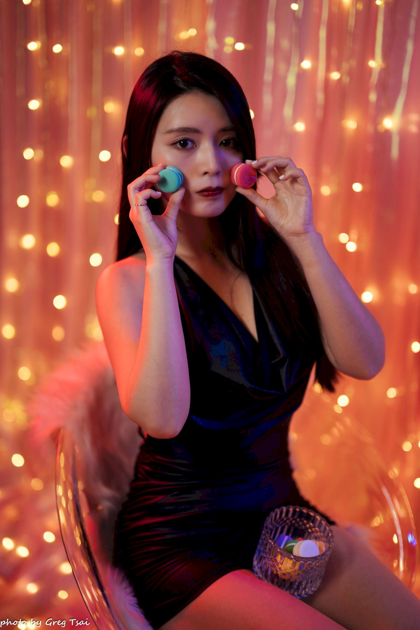 筱筱黑色皮裙黑长直秀发居家熟女棚拍